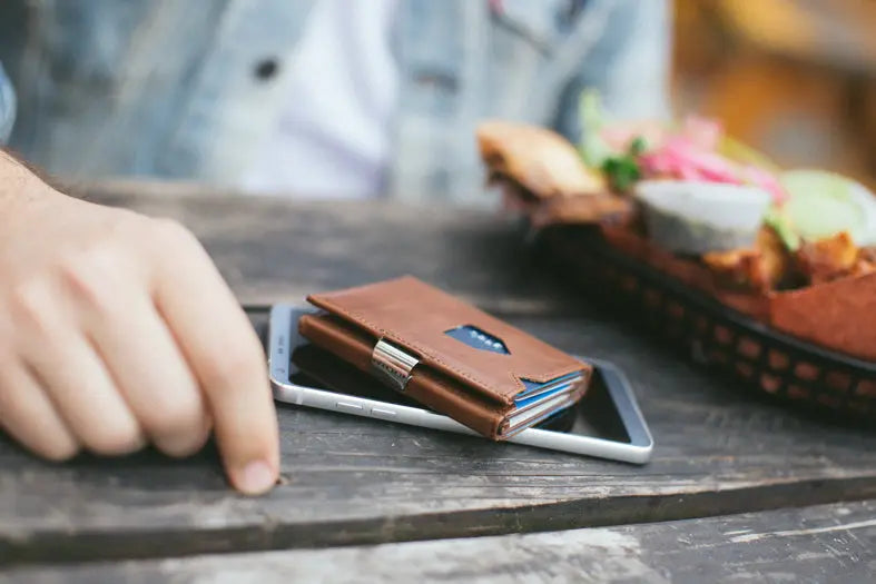 WALLET - Hazelnut LushLiv