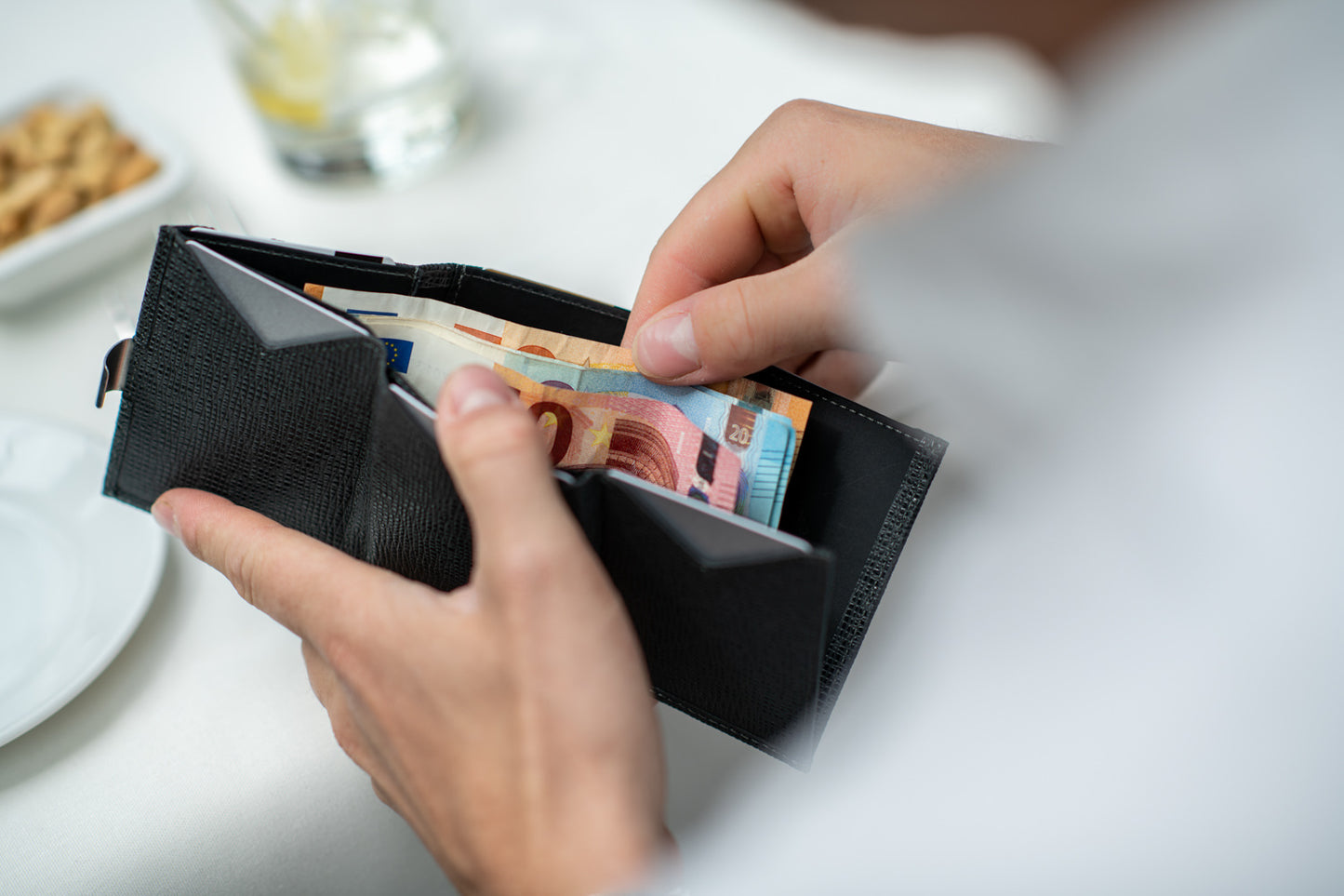 WALLET - Mosaic Black LushLiv