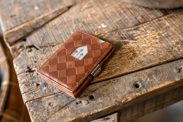 WALLET - Hazelnut Chess