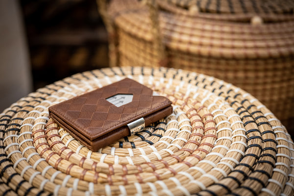 WALLET - Hazelnut Chess