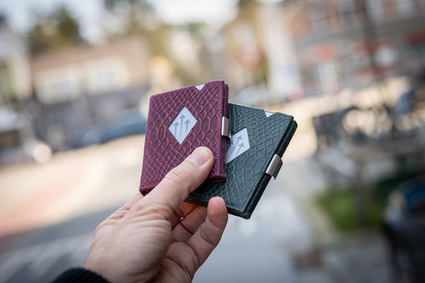 WALLET - Green Cobra